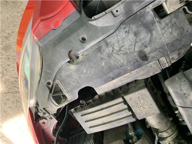 VAG 5P0805588B Рамка радиатора в наличии Николаев
