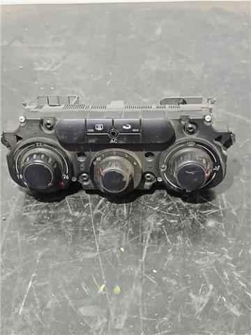 VAG 5P0820047K Блок управления кондиционером в наличии Павлоград