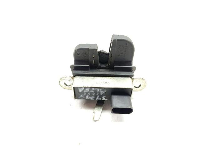 VAG 5P0827505C Замок багажника в наличии Николаев