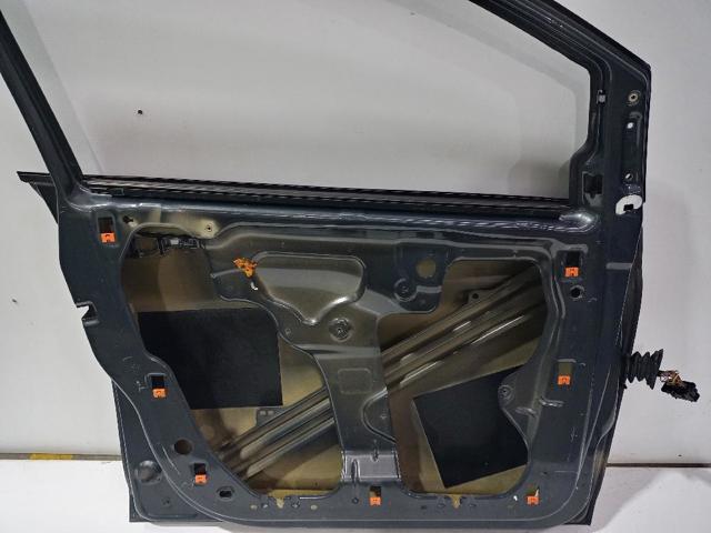 VAG 5P0831055A Дверь передняя левая в наличии Полтава