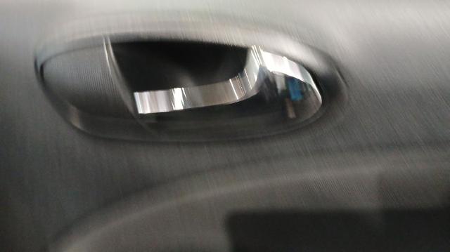 VAG 5P0837114B1UQ в наличии Ровно
