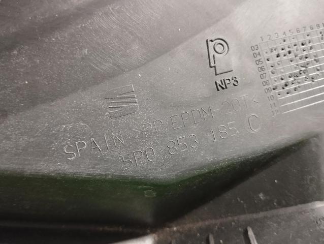 VAG 5P0853185C Решетка дворников в наличии Львов