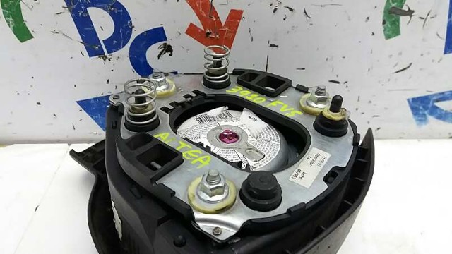 5P0880201AH Подушка безопасности (AIRBAG) водительская купить Днепр