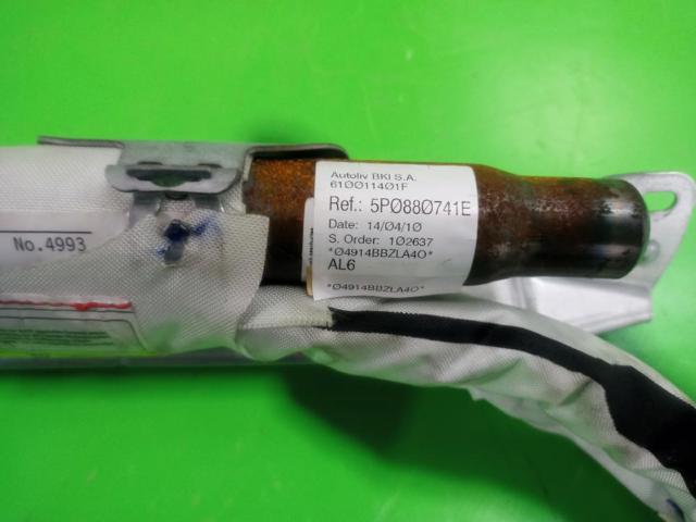 5P0880741E VAG Шторка боковая, левая купить в Чернигов