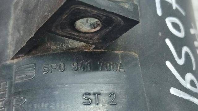 VAG 5P0941700A Фара противотуманная правая в наличии Винница