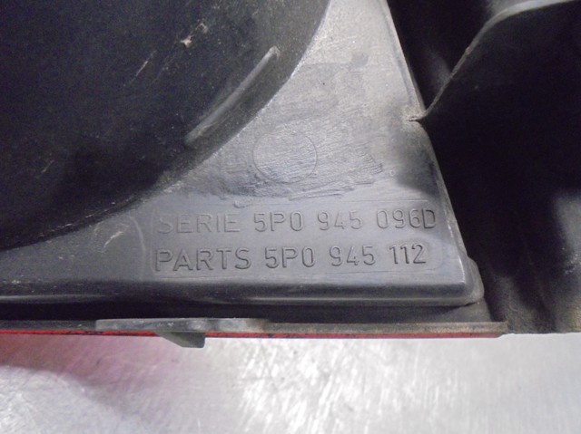 VAG 5P0945112B Фонарь задний правый в наличии Ровно
