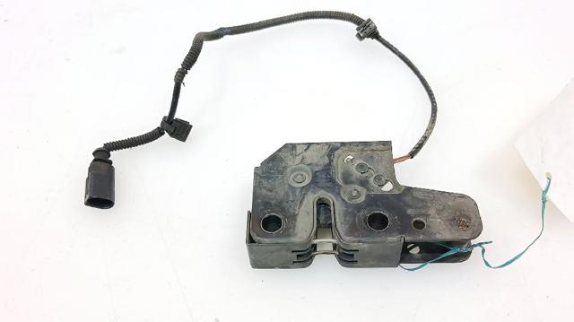 VAG 5P1823509D9B9 Замок капота в наличии Харьков