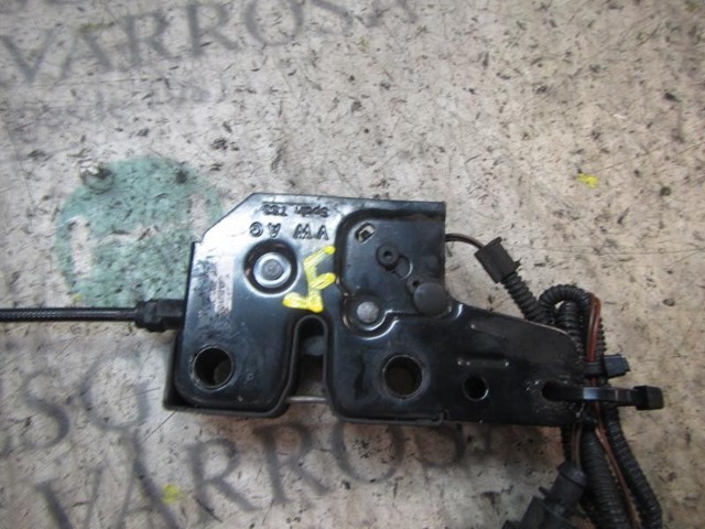 VAG 5P1823509D9B9 Замок капота в наличии Киев