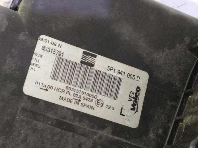 Luz esquerda 5P1941005D VAG