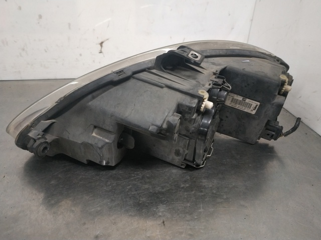 VAG 5P1941006A Фара правая в наличии Днепр