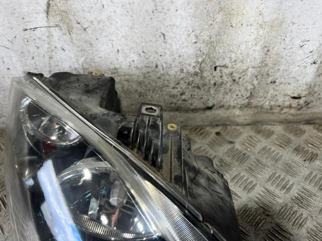 5P1941030C VAG Правая фара купить в Запорожье