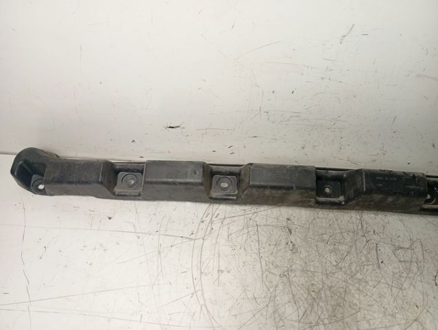 VAG 5P8807863 Кронштейн бампера заднего центральный в наличии Сумы