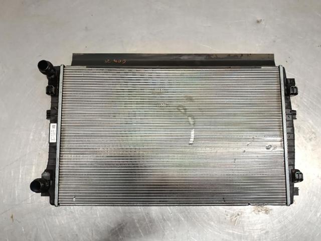 Radiador de esfriamento de motor 5Q0121251GQ VAG