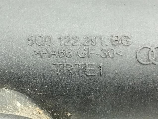 VAG 5Q0122291BG Фланец системы охлаждения (тройник) в наличии Каменское