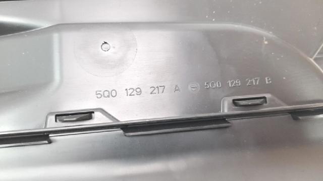 VAG 5Q0129254E Воздухозаборник воздушного фильтра в наличии Ровно