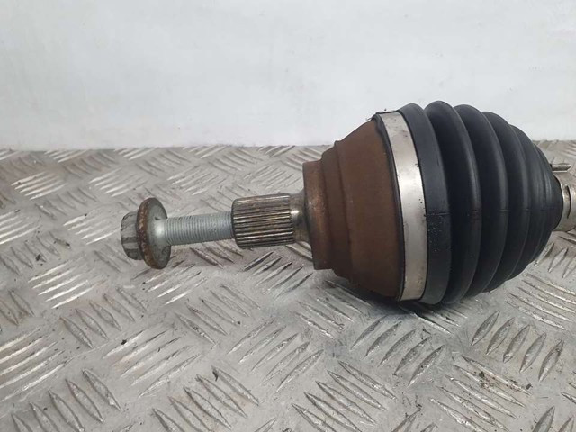 VAG 5Q0407271BR Левая полуось в наличии Кривой Рог