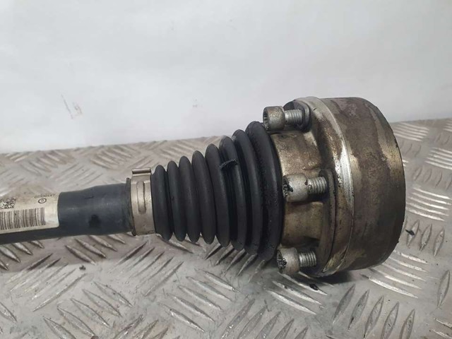 VAG 5Q0407271BR Левая полуось в наличии Львов