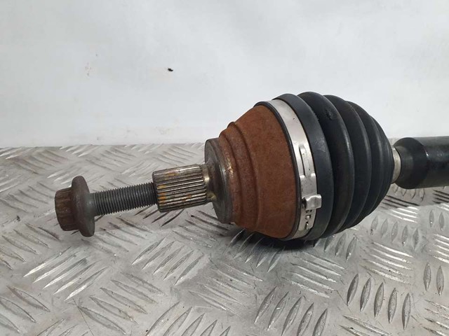 5Q0407272C VAG Полуось (привод) передняя правая купить в Запорожье