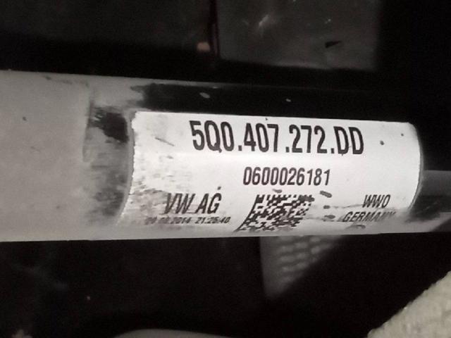 VAG 5Q0407272DD Правая полуось в наличии Ирпень