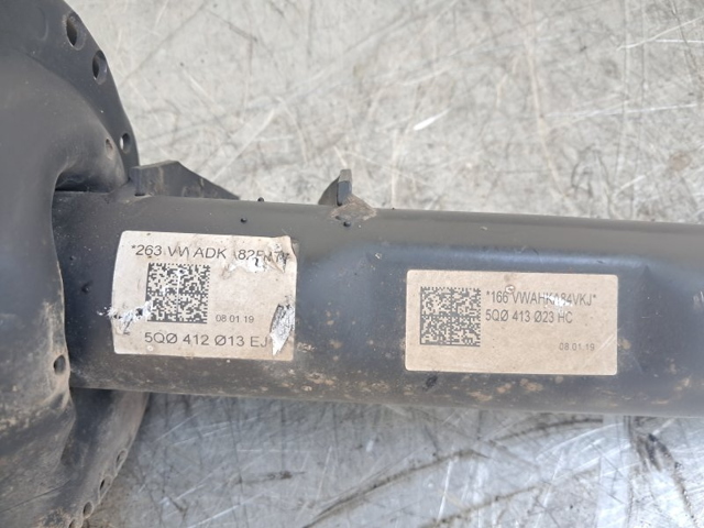 VAG 5Q0413023HC Амортизатор передний в наличии Винница