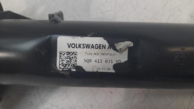 VAG 5Q0413031 Амортизатор передний в наличии Чернигов