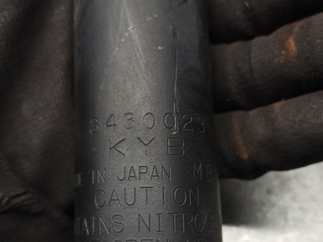VAG 5Q0513049DD Амортизатор задний в наличии Запорожье