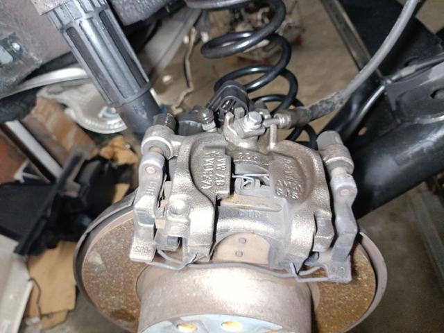 VAG 5Q0615424ESL7 Суппорт тормозной задний правый в наличии Черкассы
