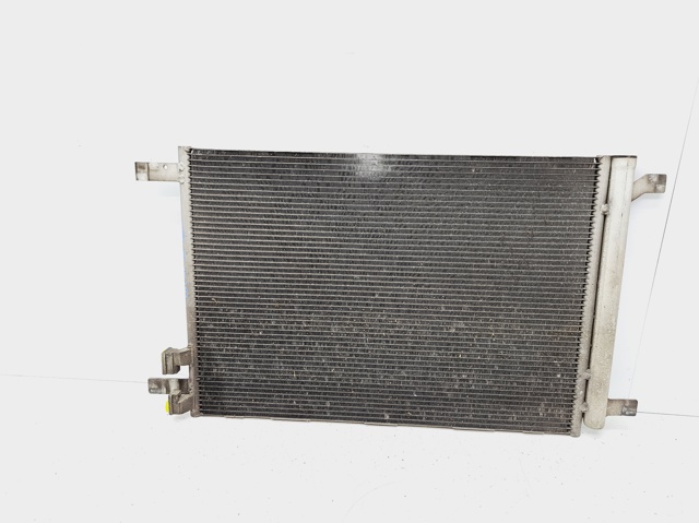 Condensador de ar condicionado / radiador para assento Leon SC 1.6 TDI CXX 5Q0816411AH