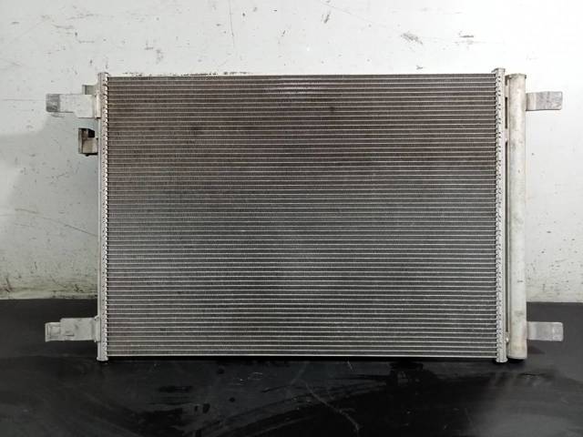 Condensador de ar condicionado / radiador para Volkswagen Polo 1.0 TSI DKJA 5Q0816411BC