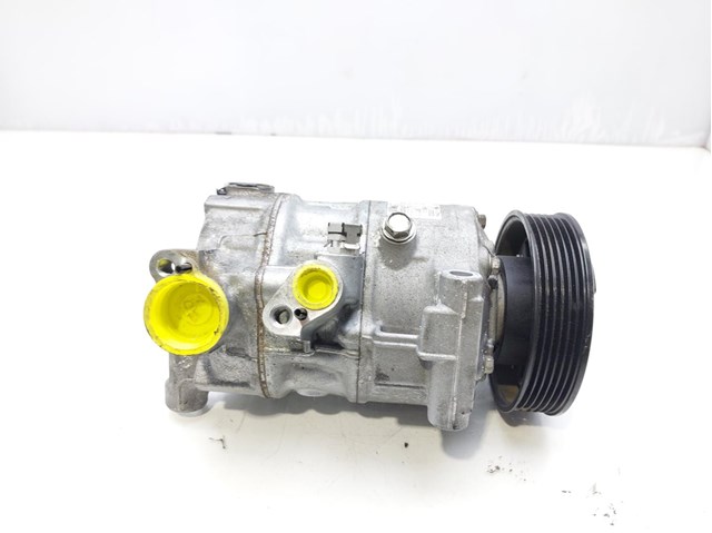 Compressor de ar condicionado para Volkswagen Golf VII Lim (5G1) Sport Bluemotion / 06.15 - 12.17 5Q0816803E