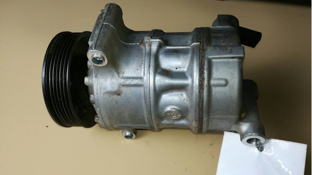 Compressor de ar condicionado para Volkswagen Tiguan (5n_) (2008-2009) 2.0 TFSI 4Motion Cawbcctaccza 5Q0820803C