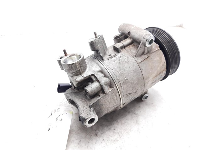 Compressor de ar condicionado para Volkswagen Tiguan (5n_) (2008-2018) 2.0 TDI 4motion 5Q0820803D
