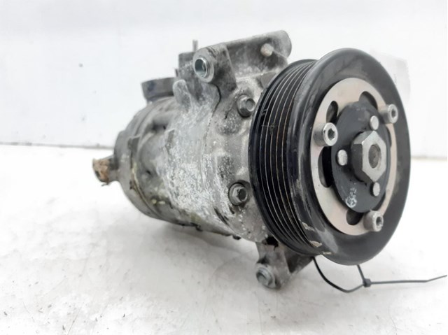 Compressor de ar condicionado para volkswagen passat 2.0 tdi 16v cba 5Q0820803Q