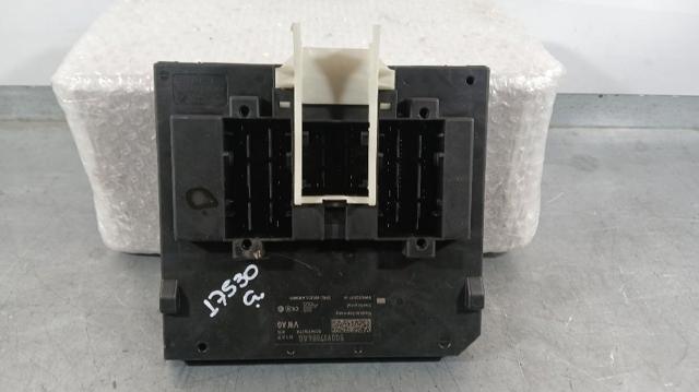 5Q0937084AG VAG купить в Киев