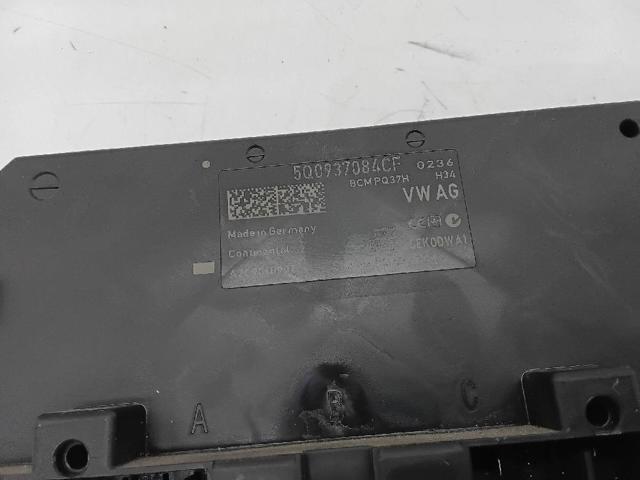 5Q0937084CF Модуль управления (ЭБУ) бортовой сетью купить Чернигов