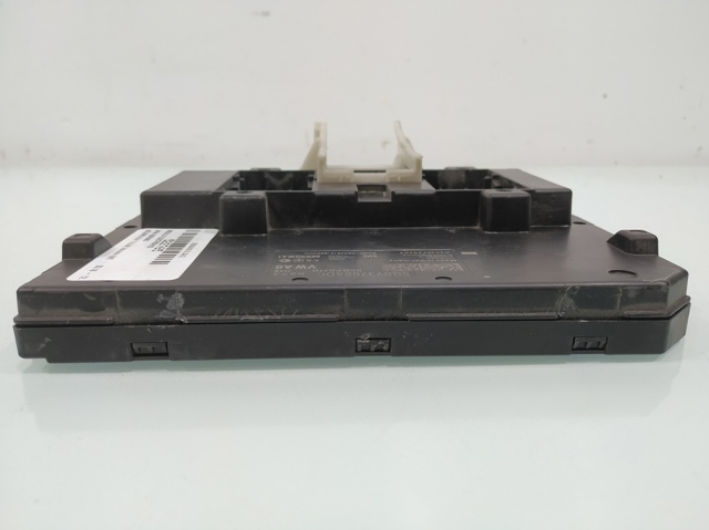 VAG 5Q0937084DC в наличии Киев