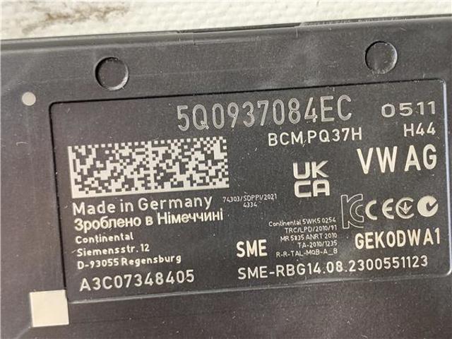 5Q0937084EC VAG купить в Ужгород