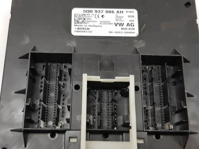 Unidade de conforto Volkswagen Passat 3G2, CB2