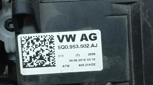 VAG 5Q0953502AJ Левый подрулевой переключатель в наличии Павлоград