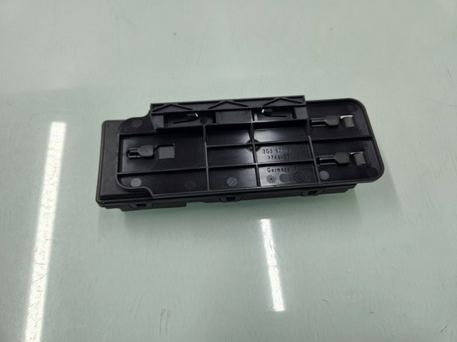 VAG 5Q0959107S Модуль управления (ЭБУ) открытия крышки багажника (двери 3/5-й задней) в наличии Украина
