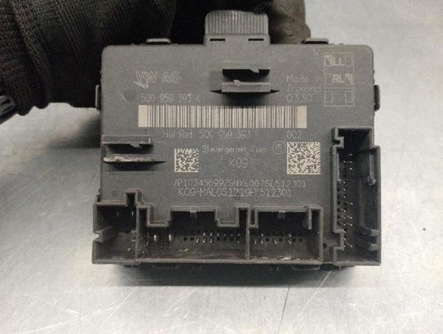 VAG 5Q0959393K в наличии Ужгород