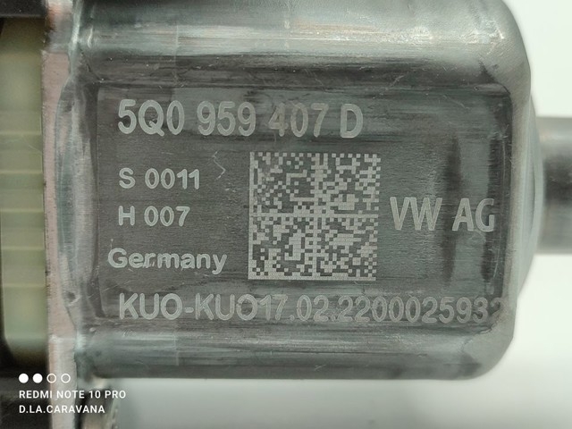 5Q0959407D Мотор стеклоподъемника двери задней левой купить Каменское