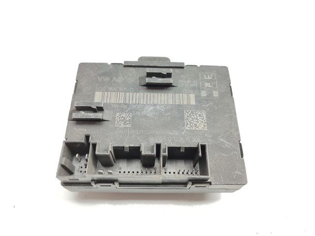 5Q0959595B Блок комфорта задней двери купить Черкассы