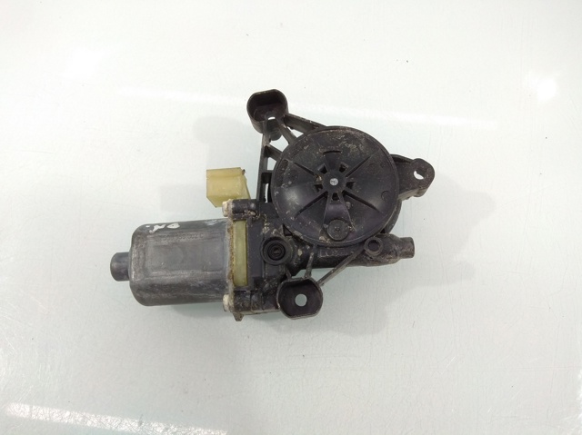 Motor do vidro dianteiro esquerdo para Volkswagen Tiguan (5n_) (2008-2018) 2.0 TDI 4Motion 5Q0959802C
