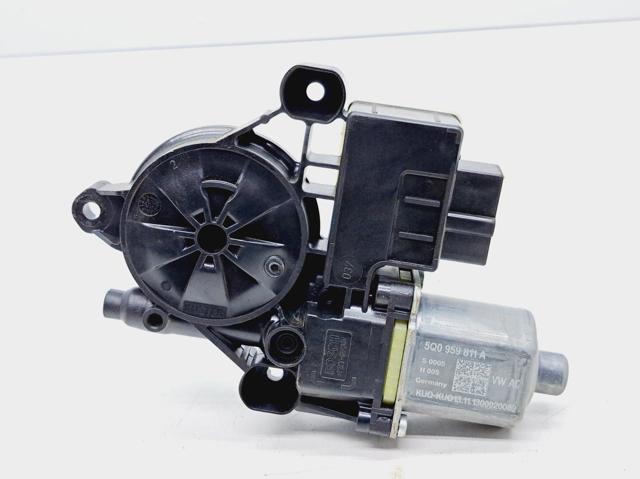 Motor regulador do vidro traseiro esquerdo para SEAT Leon 2.0 TDI CKF 5Q0959811A