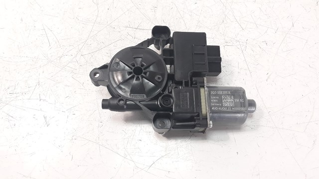 Motor do vidro traseiro esquerdo para SEAT Leon (5F1) (2012-2018) 2.0 TDI CKFC 5Q0959811A