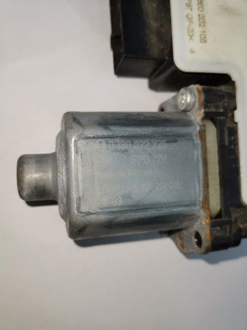 5Q0959811E VAG Мотор стеклоподъемника двери задней левой купить в Ровно