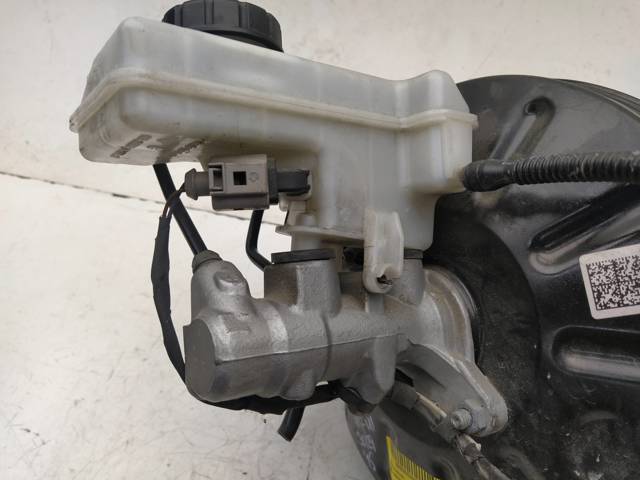 Reforçador dos freios a vácuo 5Q1614105BR VAG