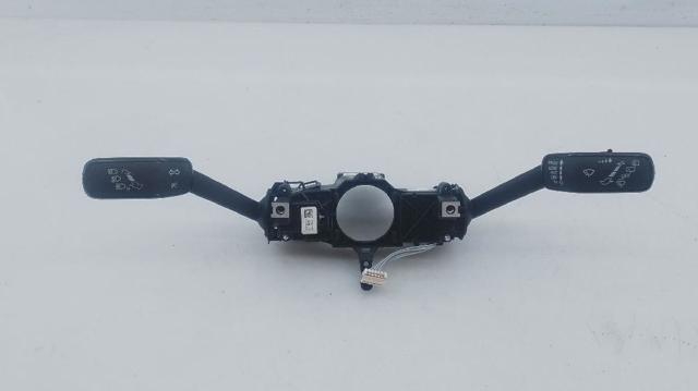 VAG 5Q1953502AA в наличии Ужгород