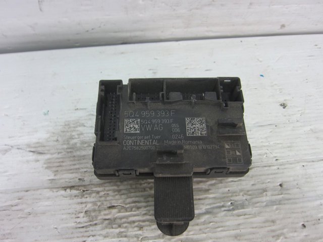 VAG 5Q4959393F в наличии Тернополь